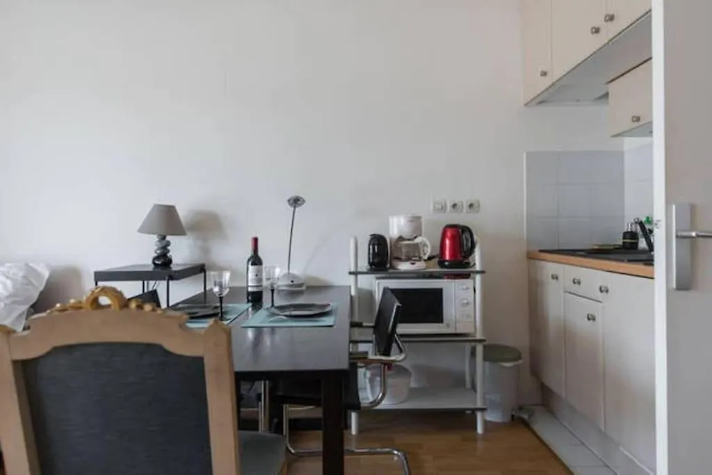 Le Cozy Appartement + Balcon Ensoleille + Parking Paris Frankreich